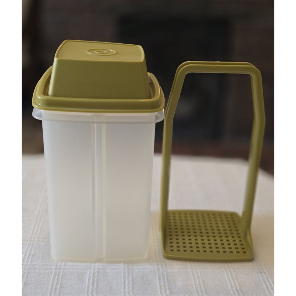 VTG 3 PC TUPPERWARE PICKLE KEEPER PICK A DELI AVOCADO GREEN LID & STRAINER EUC